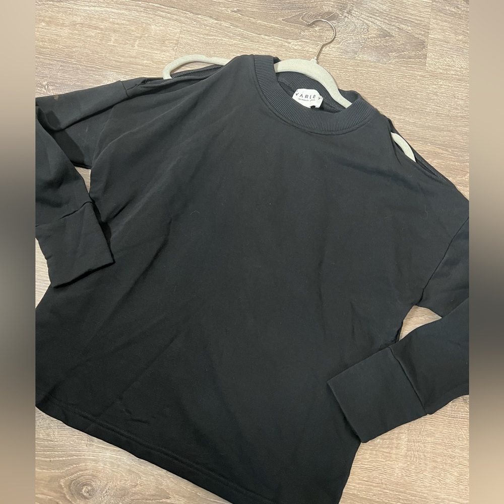 Varley Women‎ Sweater- Small